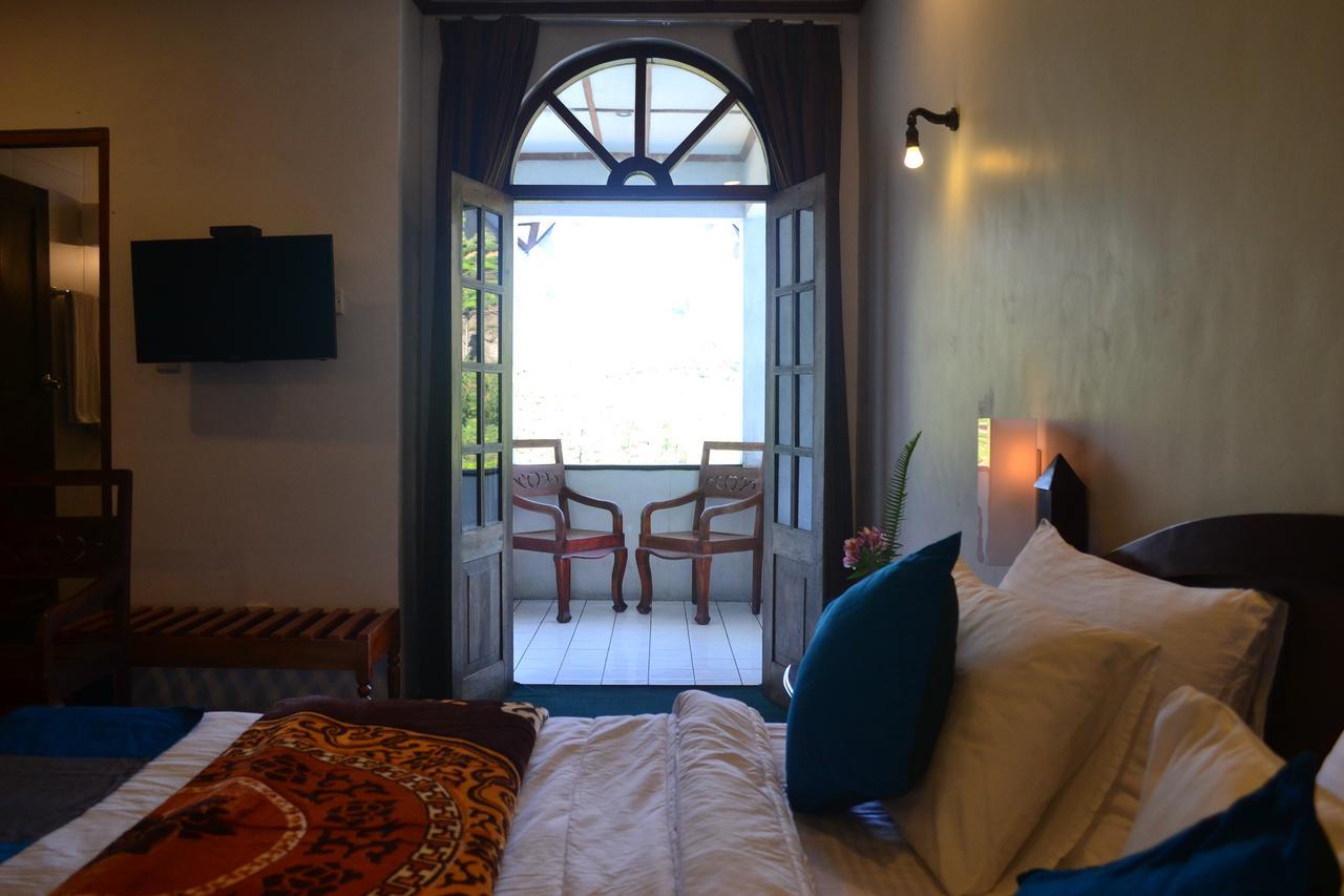 Hotel Silver Falls - Нувара-Элия Экстерьер фото