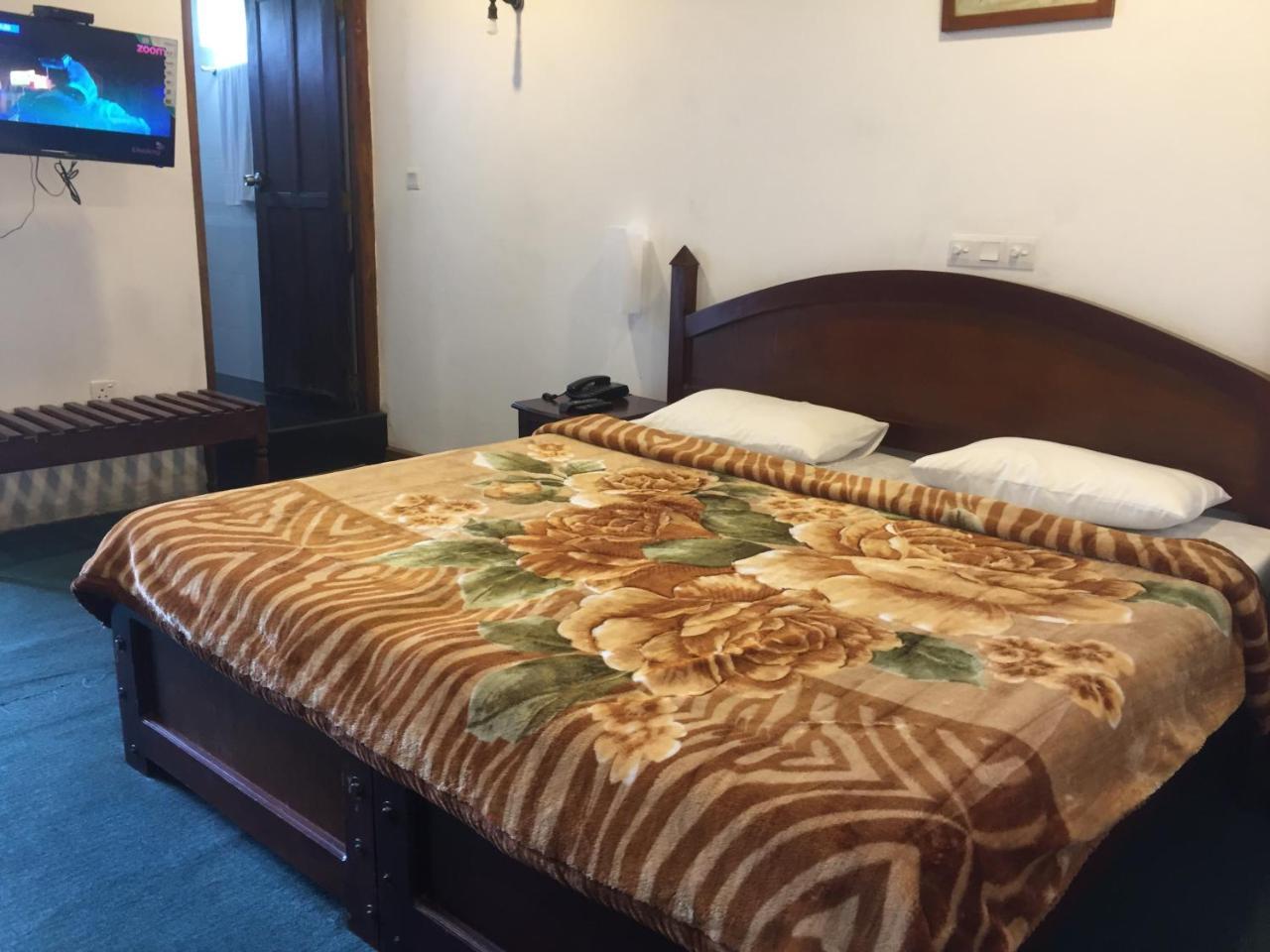 Hotel Silver Falls - Нувара-Элия Экстерьер фото